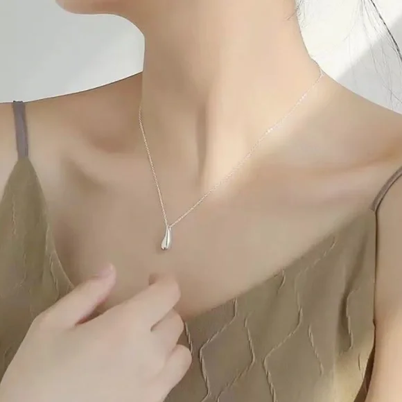 NEW 18” 925 STERLING SILVER PENDANT NECKLACE, NICE NECKLACE, CUTE NECKLACE - Picture 3 of 5